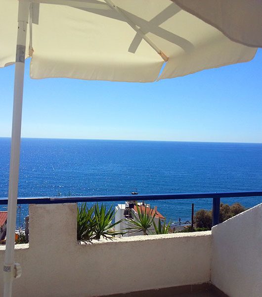 Balkon im Big Blue Hotel Mirtos