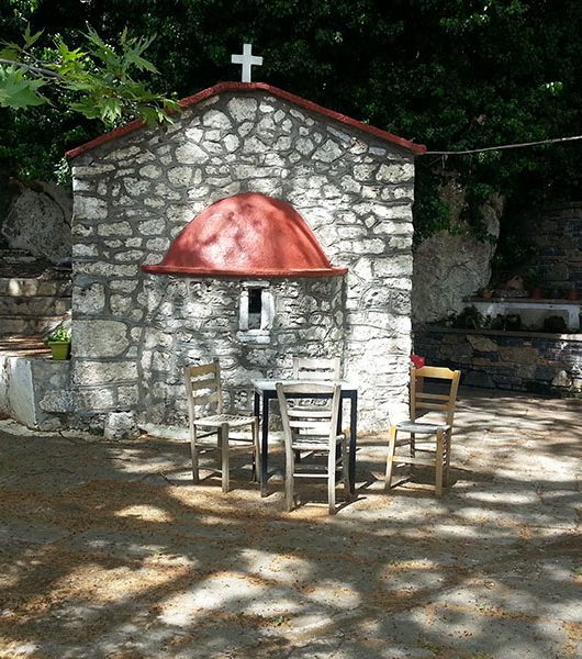 Kapelle in der Bergregion nördlich von Mirtos
