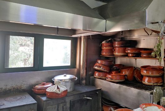 Dounisa Taverne Küche