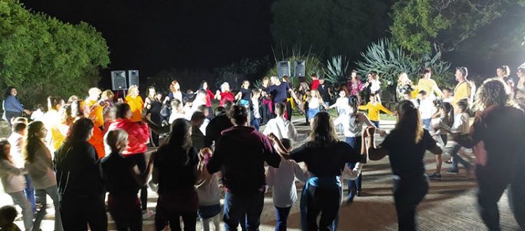 Tanzen in Nopigia
